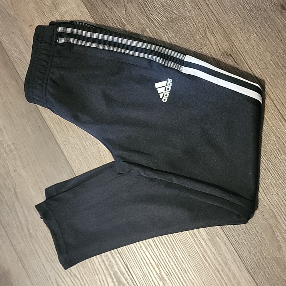 Adidas joggers